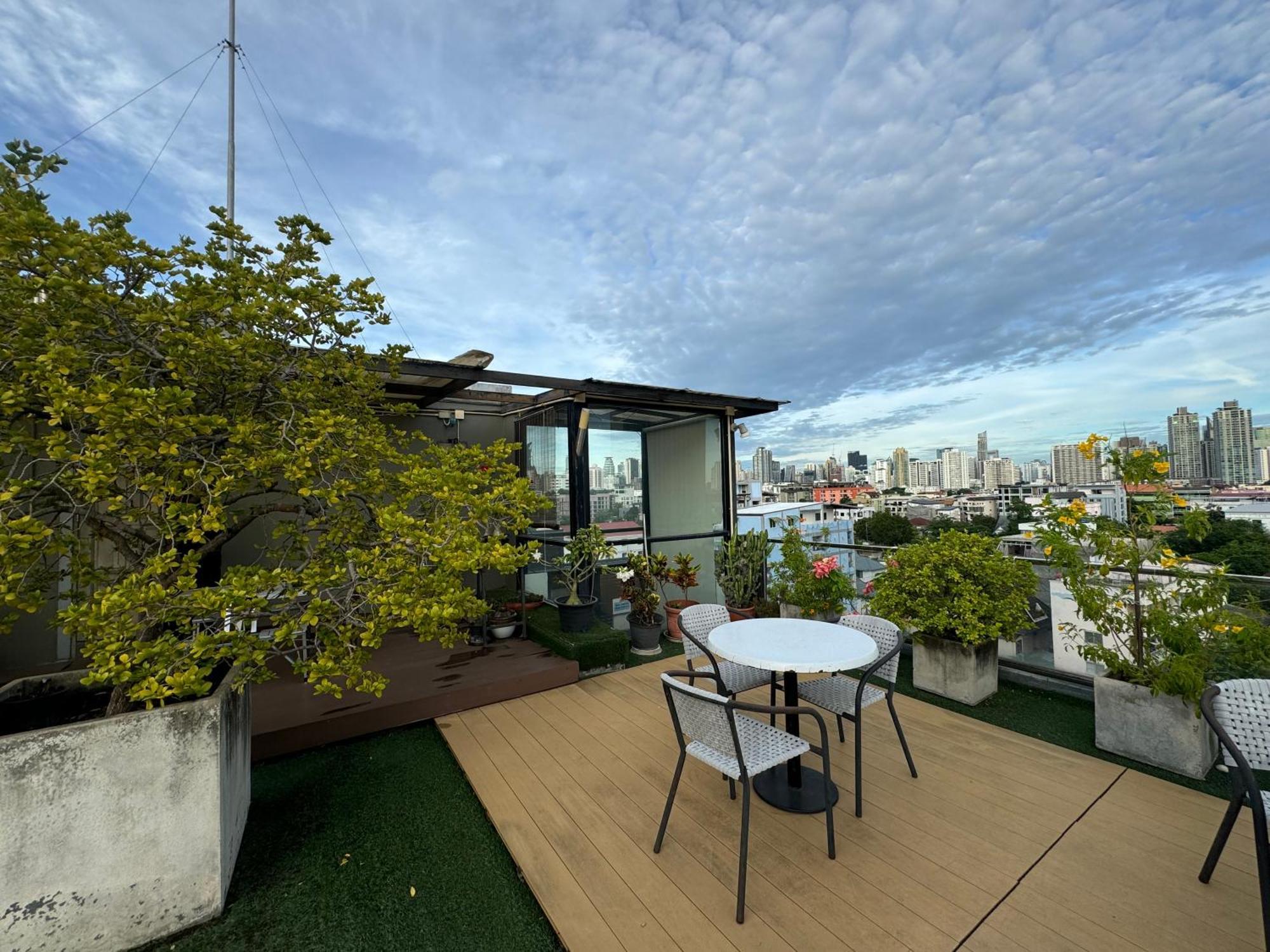 W8 Condo, Top Floor Luxe 3 Bedroom Penthouse, Hip Central Bangkok Area, 5 Mins From Thonglo Bts Station Екстериор снимка